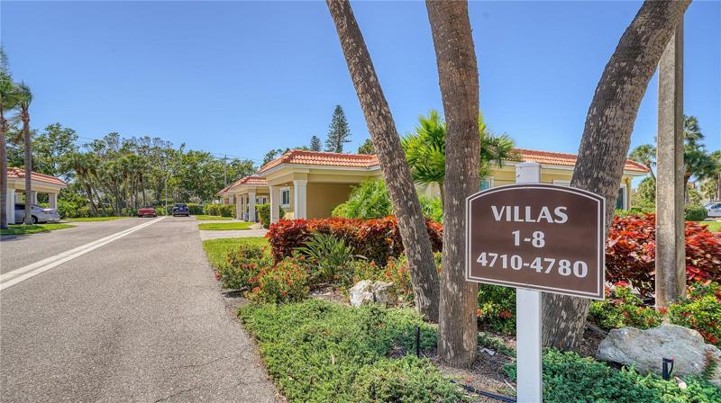 Villas 1-8 Entrance