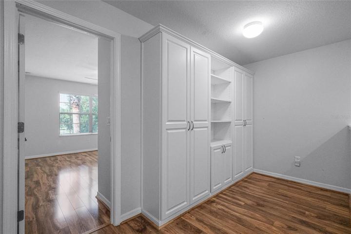 Great loft area with built ins.