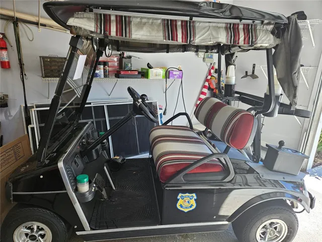 2001 Golf cart included