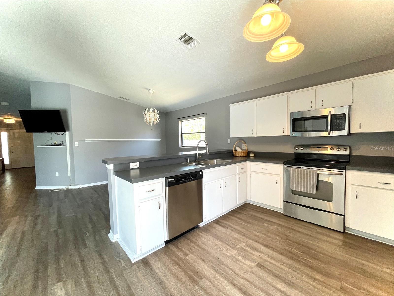 Kitchen to Dinning Room