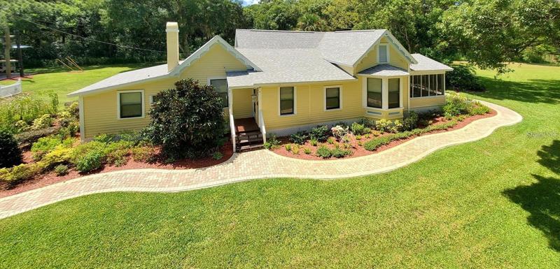 3450 Cottage House adjoining 3400