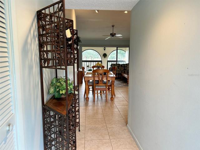 Entry way
