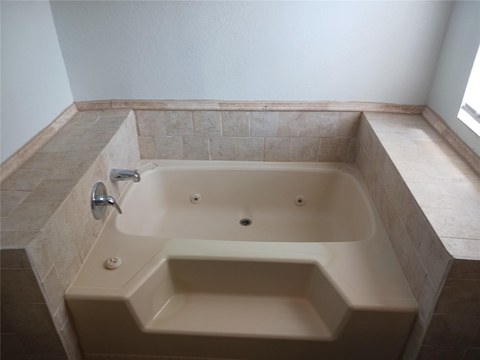 Jetted Tub
