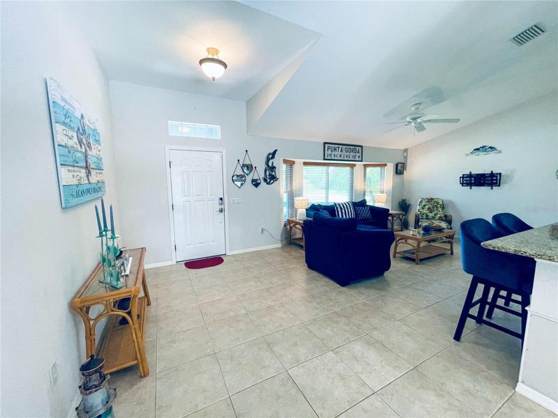 Foyer/Entry