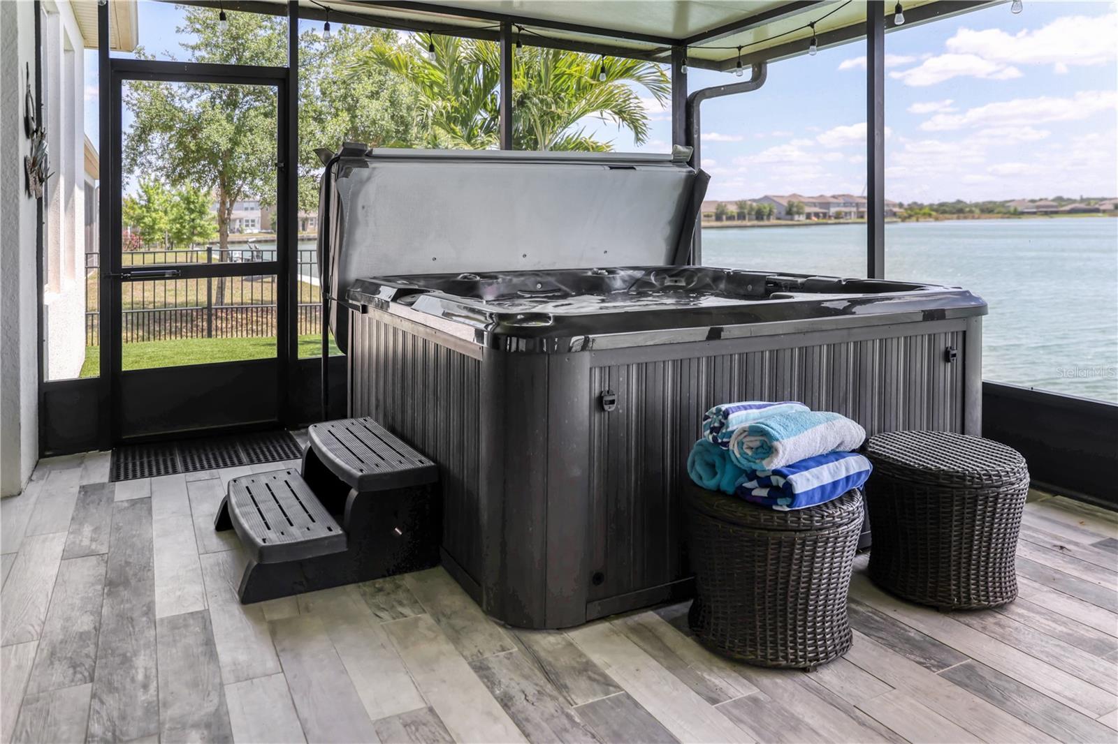 Spa with Lake View