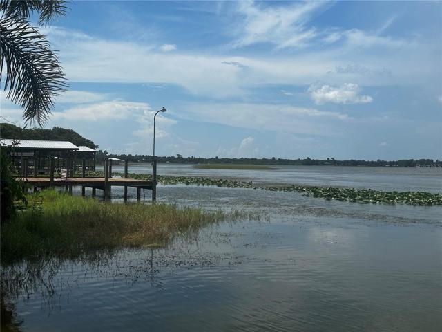Beautiful Lake Pierce