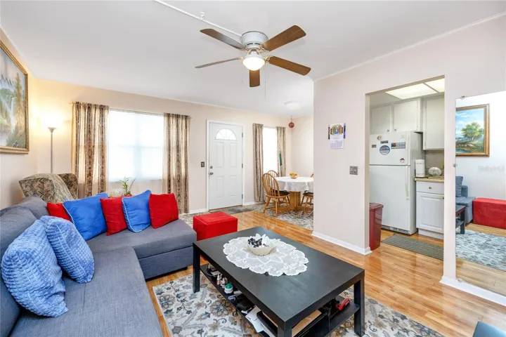 Living Room/Dining