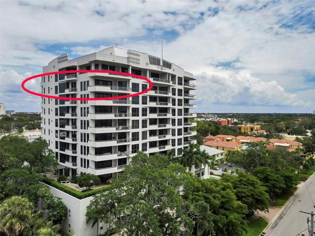 10th floor North corner unit- 3172 sq. ft.