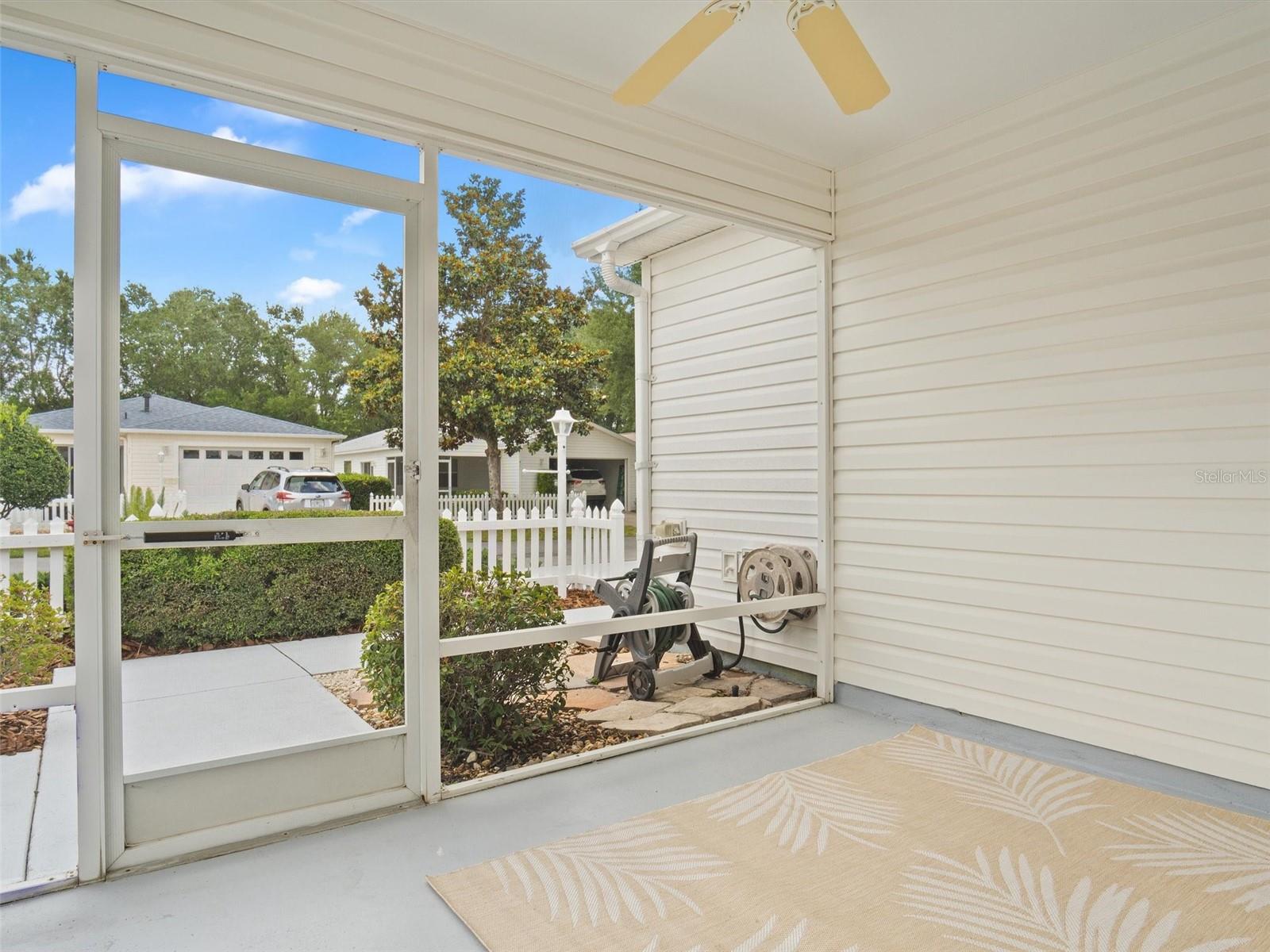 Nice Private Screened Lanai