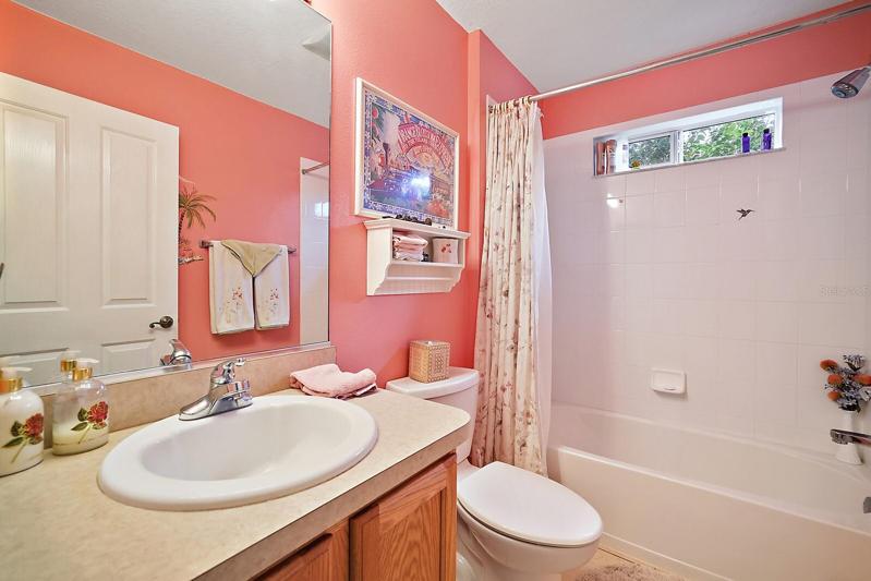 guest bath room