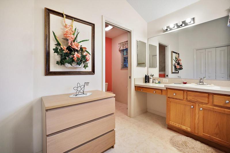 part of the master bath