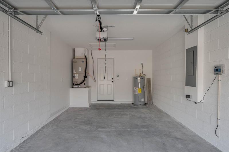 Single car garage