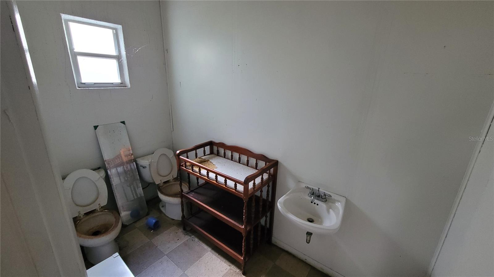 women's bath