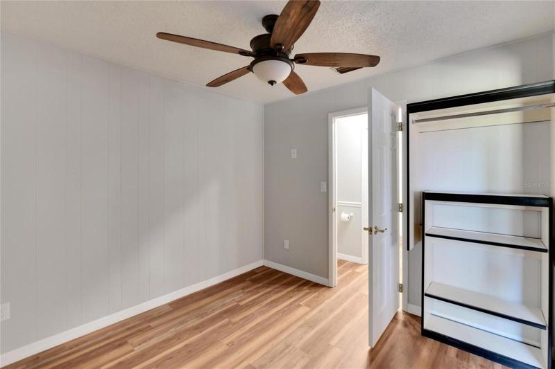 Office/Bedroom 4