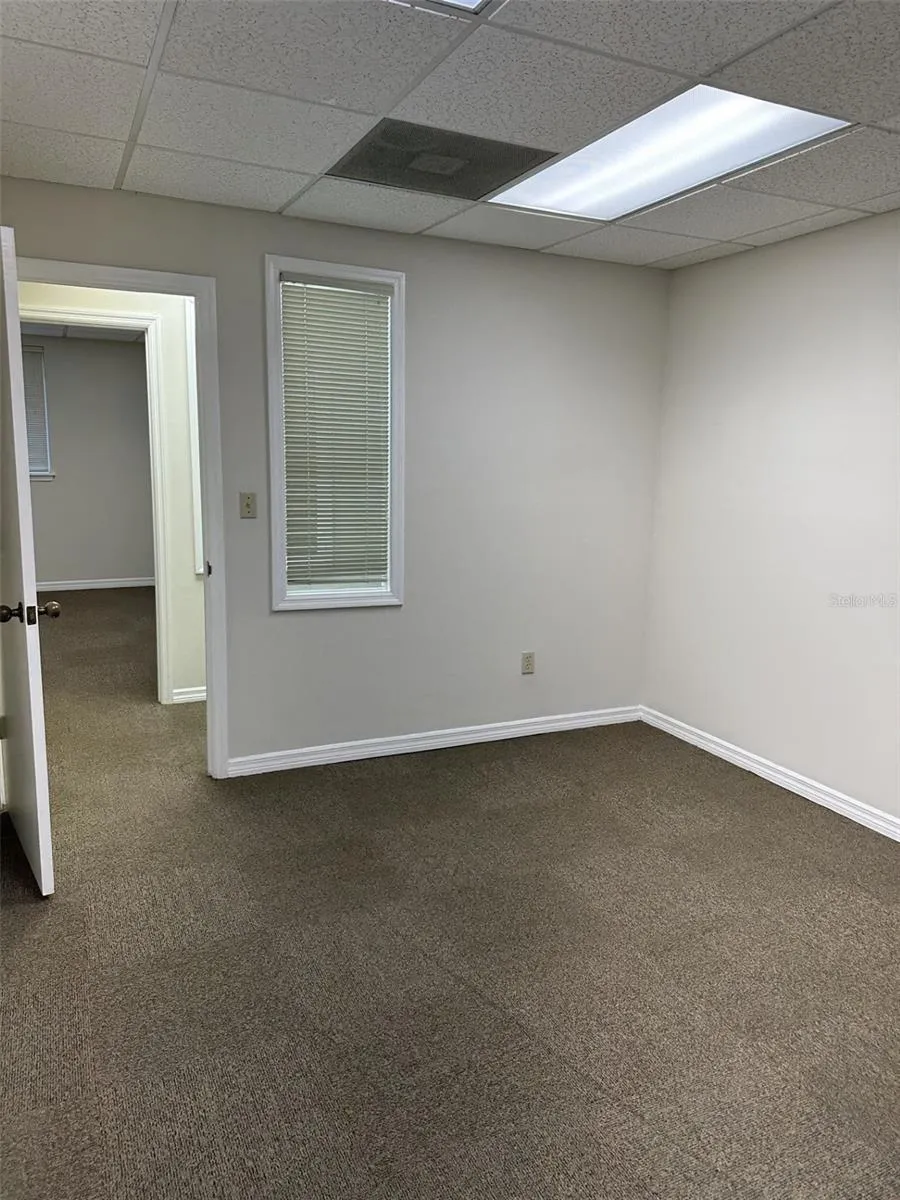 Office 4 (13x13)