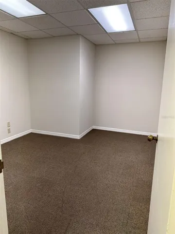 Office 4 (13x13)