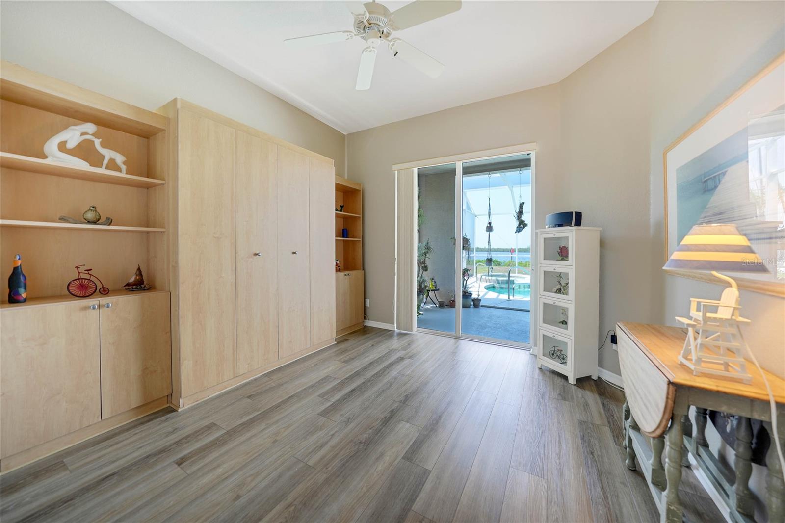3RD BEDROOM WITH MURPHY BED INCLUDED