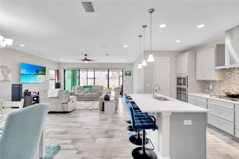 Completely OPEN Floorplan