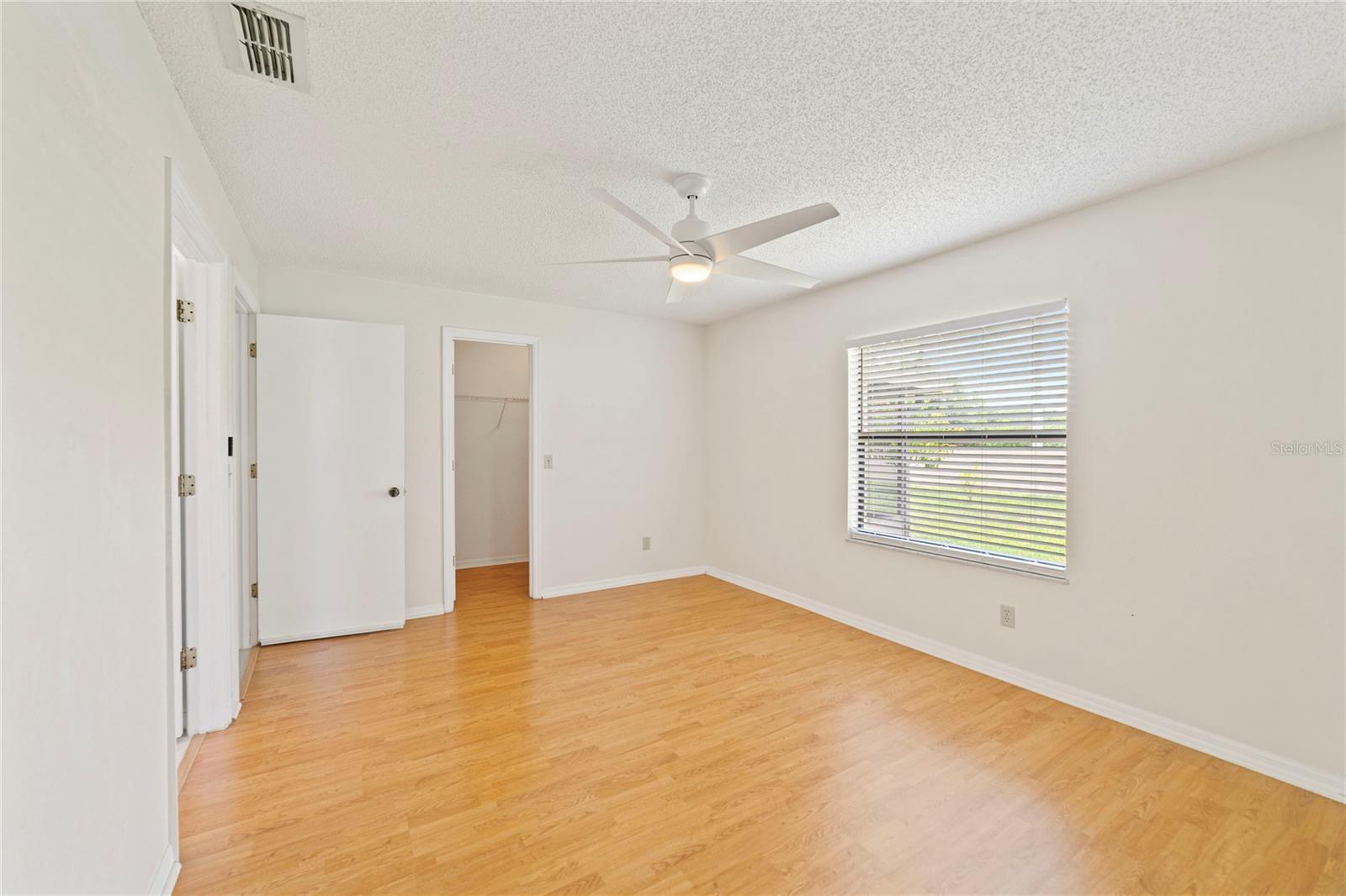 PRIMARY SUITE.