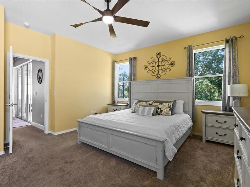 MASTER SUITE FIRST FLOOR NEW CARPET