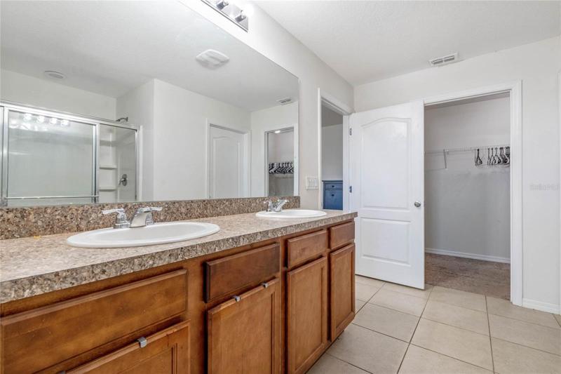 Primary full bathroom