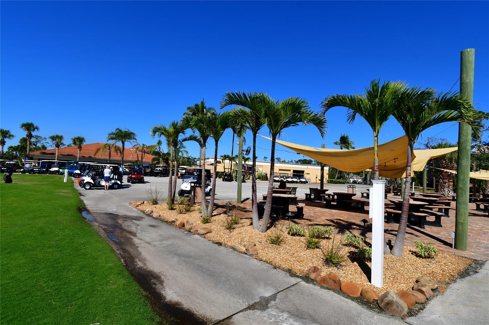Golf Course Lounging area