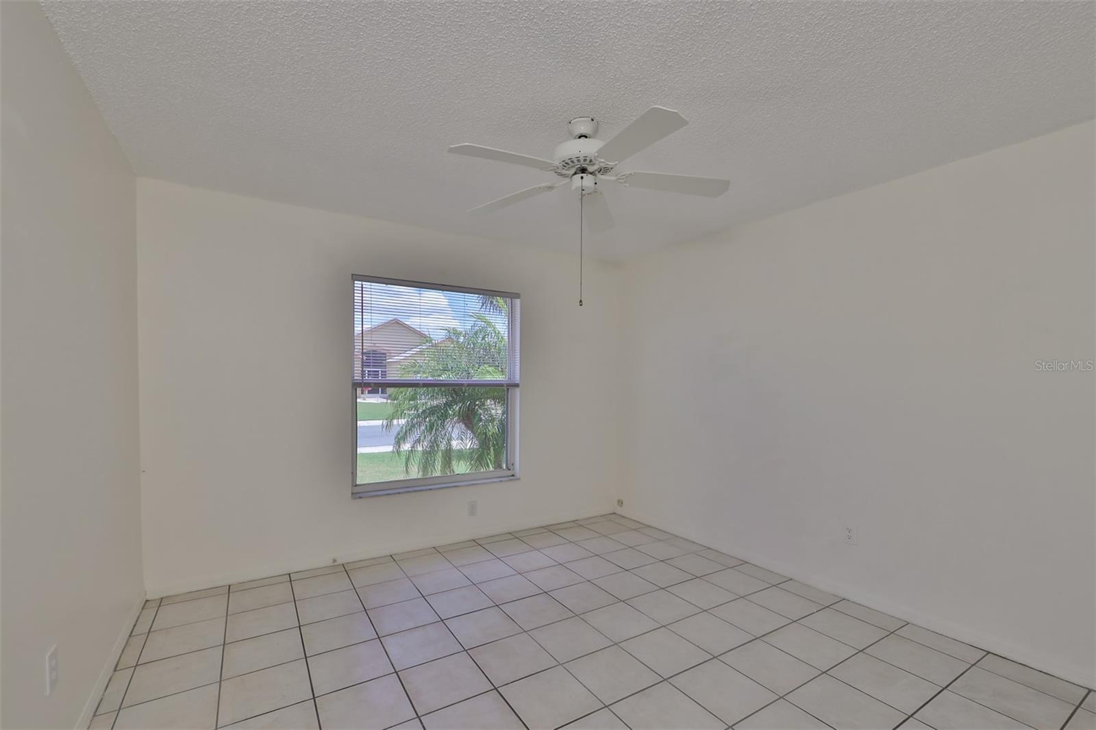 Front Guest Bedroom