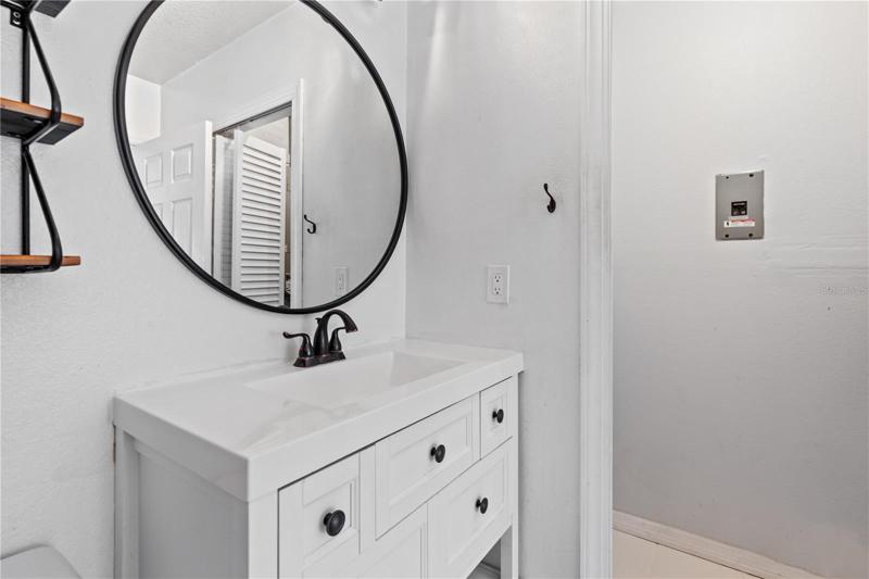 Bathroom 1 (with storage closet)