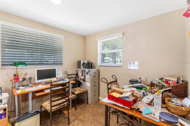 Bonus Office Main House