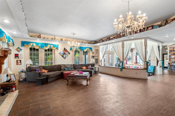 Great Room/ Family Room
