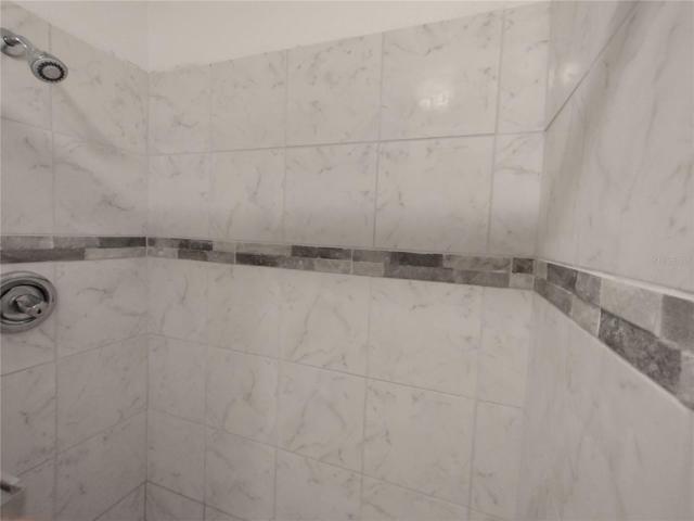 MASTER SHOWER