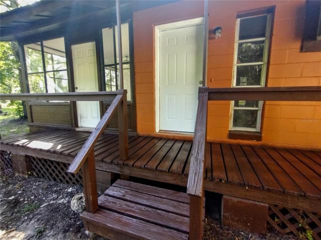PORCH/ENTRY