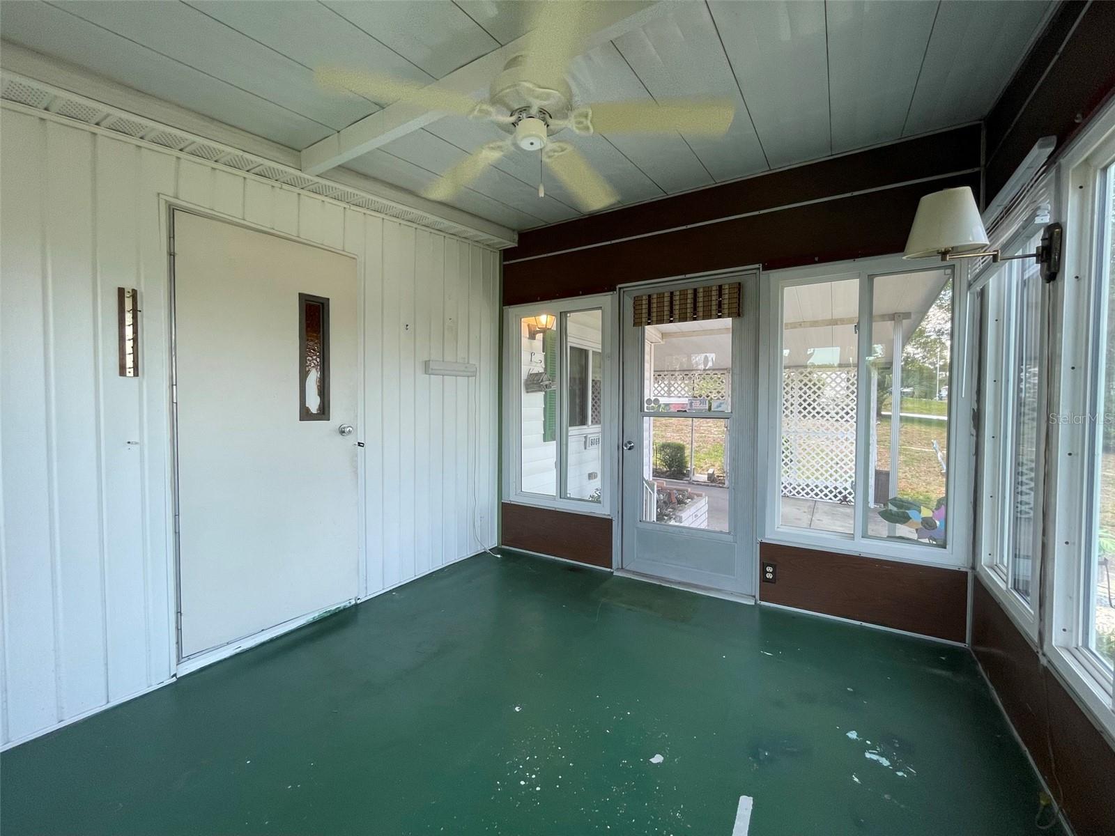 Florida Room with Insulated Glass Windows