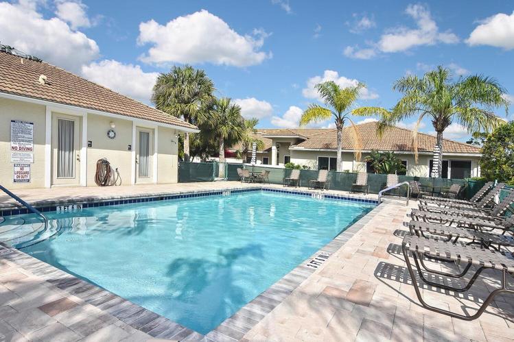 Community pool