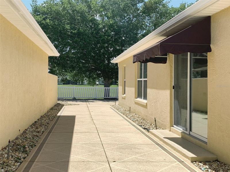 OUTDOOR SPACE - ROOM FOR POOL!