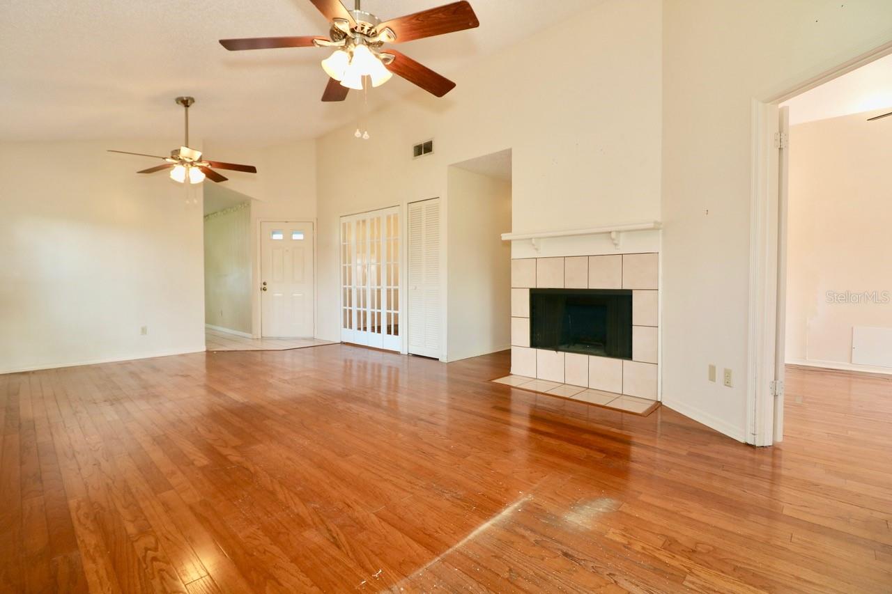 GREAT ROOM WITH FIREPLACE
