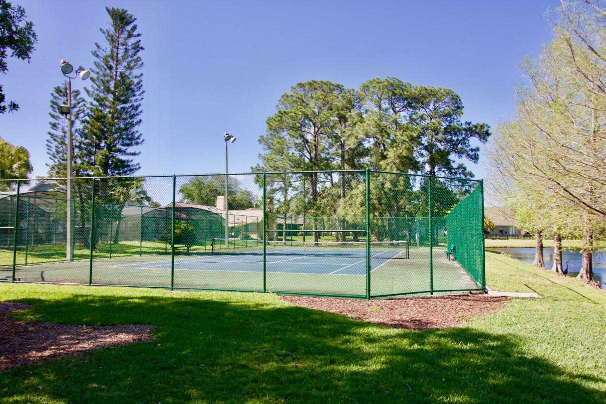 COMMUNITY TENNIS COURTS