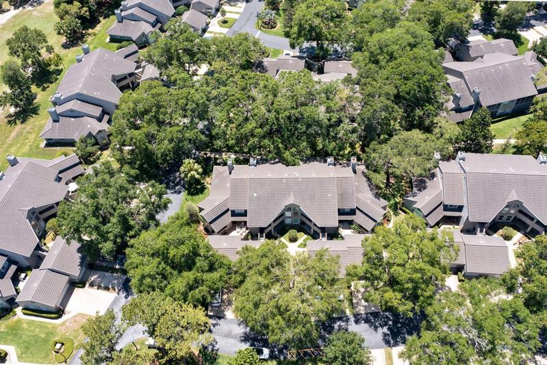 Quaint complex of only 126 units.