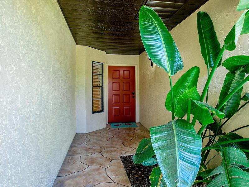 Private front porch