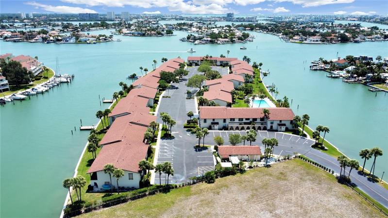 Plaza Seville is a quiet community just a short drive or bike ride to Treasure Island beach and restaurants!