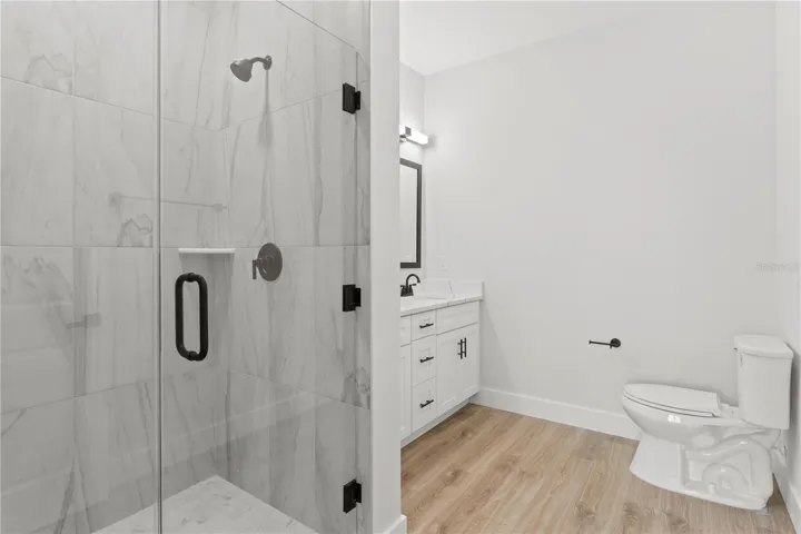 Fourth_Primary Bedroom En suite Bathroom