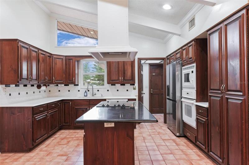 Eat in Kitchen