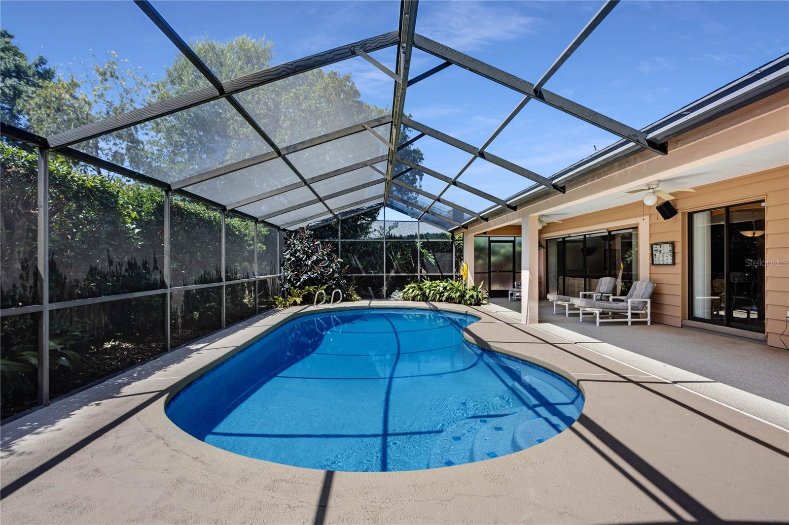 Screened Pool