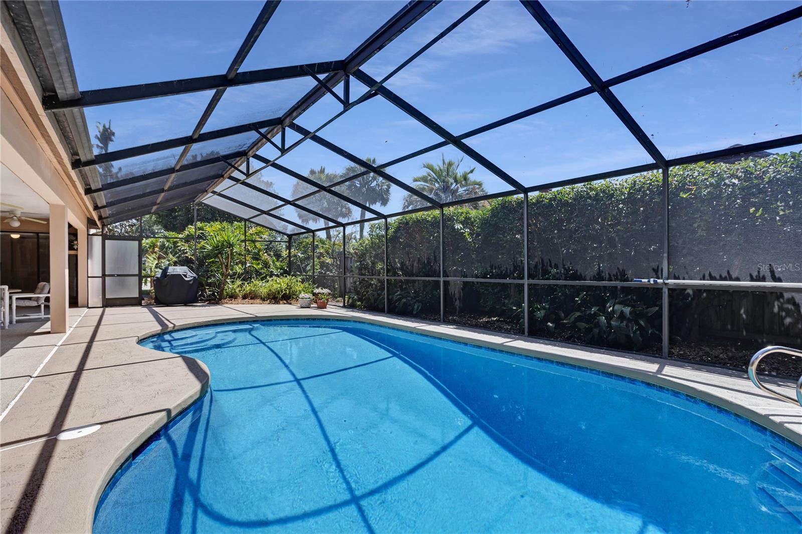 Screened Pool