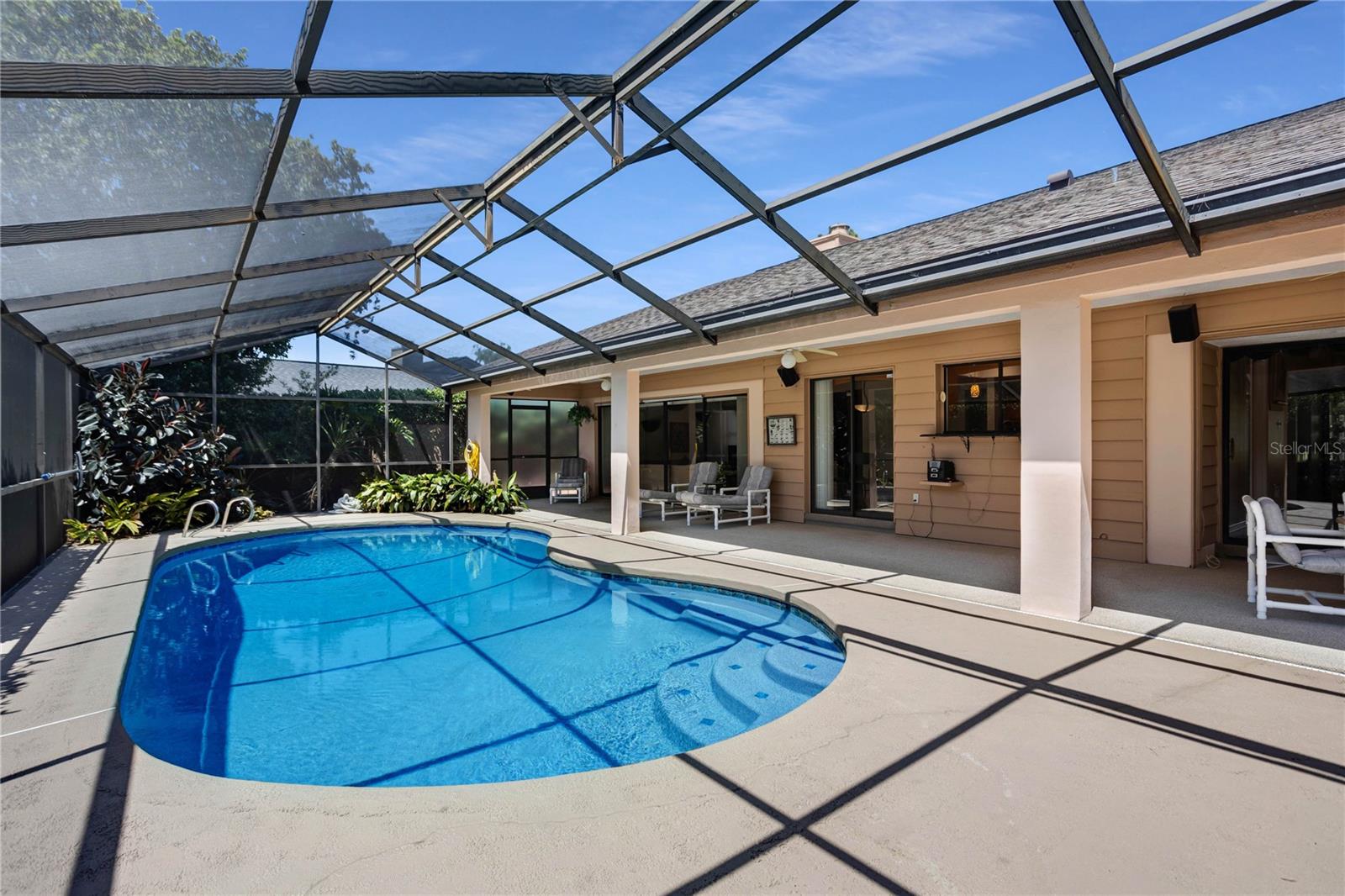 Screened Pool
