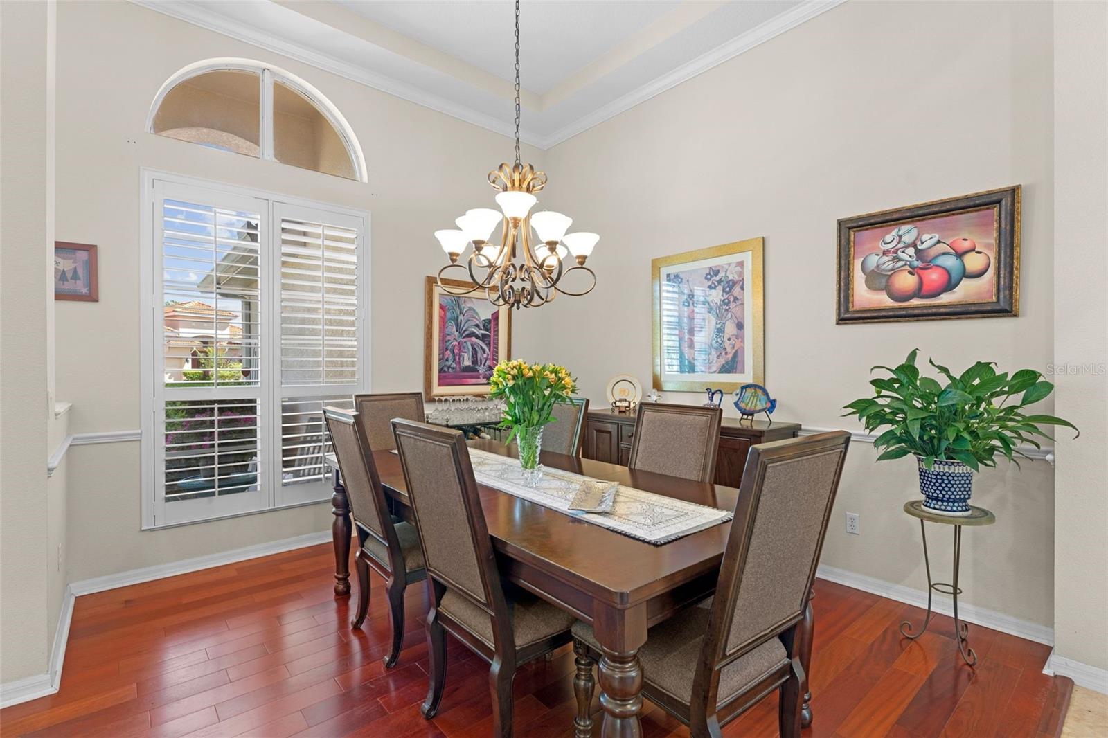Formal dining room