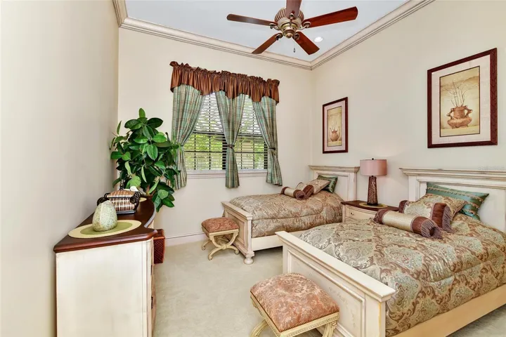 Twin Bedroom
