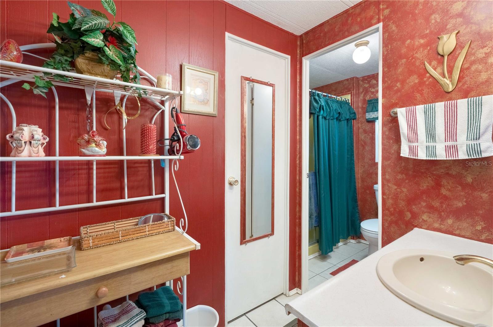 Master bathroom.