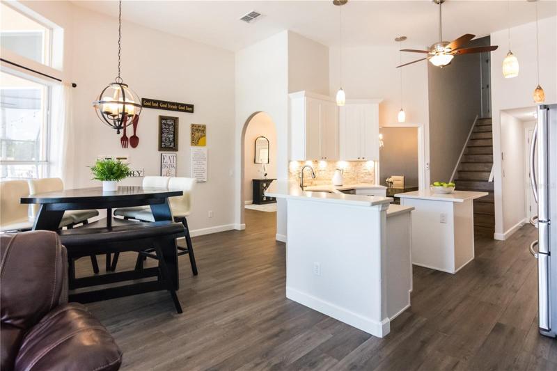 Open concept - Kitchen/Breakfast nook/Family Room