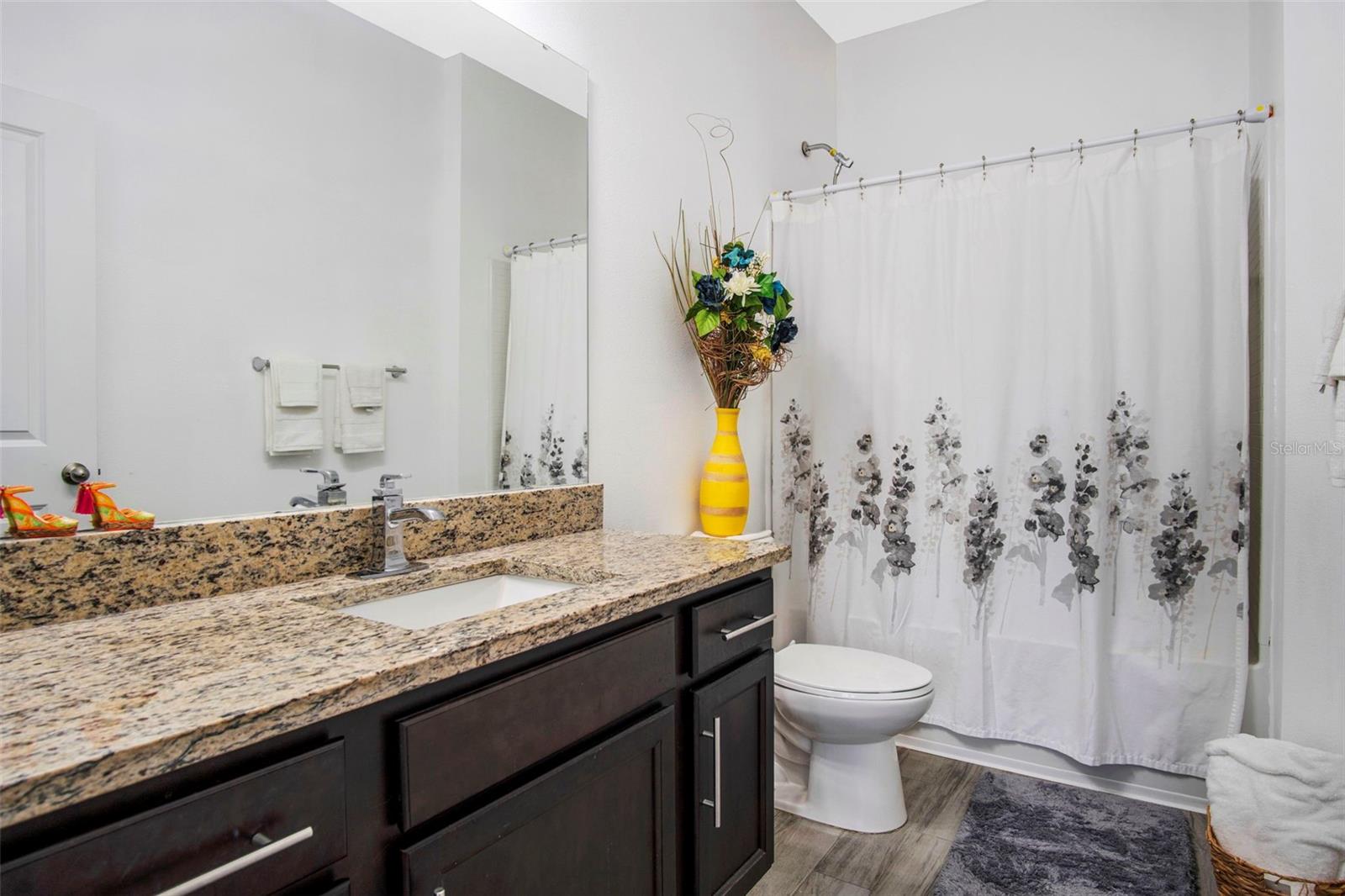 En-Suite Bathroom